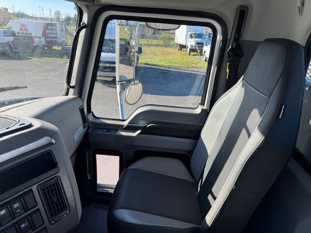 2020 Mack - image 11