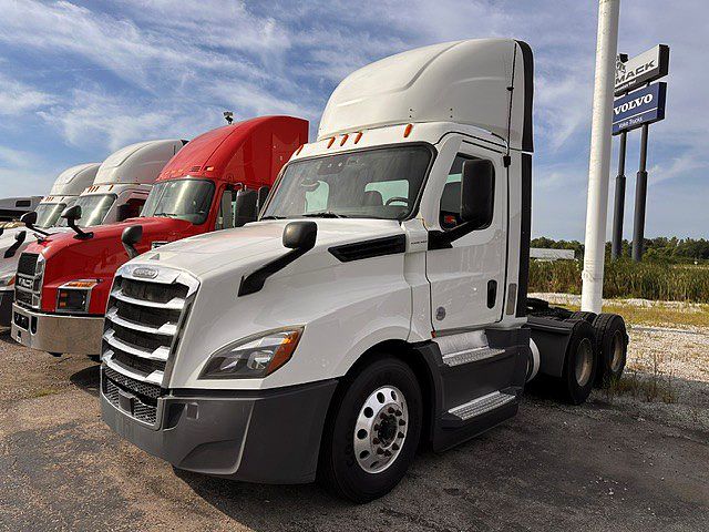 2021 Freightliner Cascadia