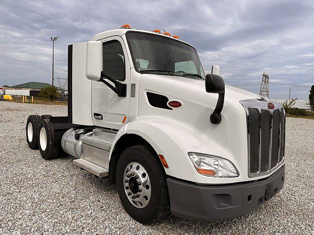 2022 Peterbilt 579 in London, OH — photo 3