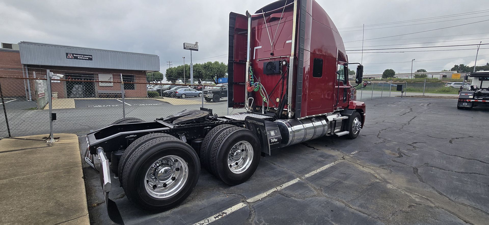2020 Mack Anthem in Charlotte, NC — photo 4
