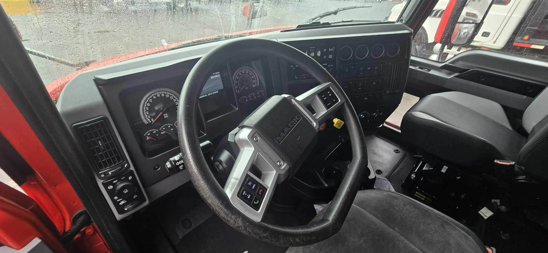 2023 Mack - image 18