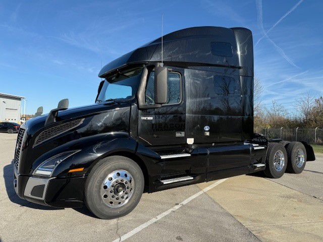 2021 Volvo VNL