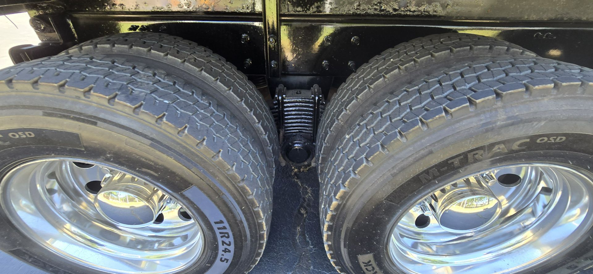 2024 Mack Granite - image 14