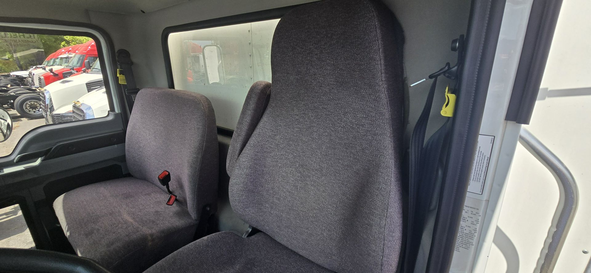 2022 Mack - image 17