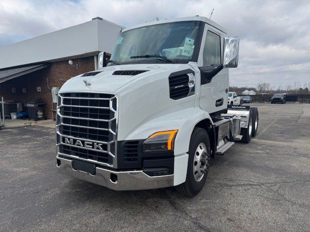 2027 Mack AN64T M742