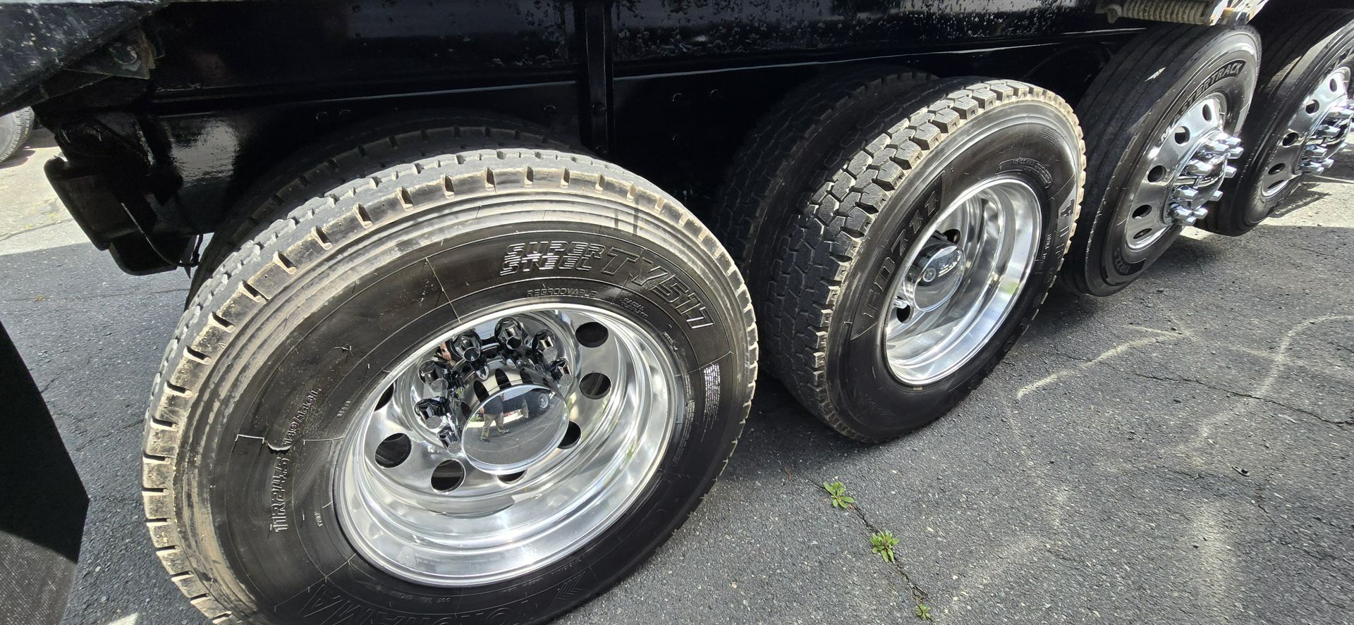 2024 Mack Granite - image 12