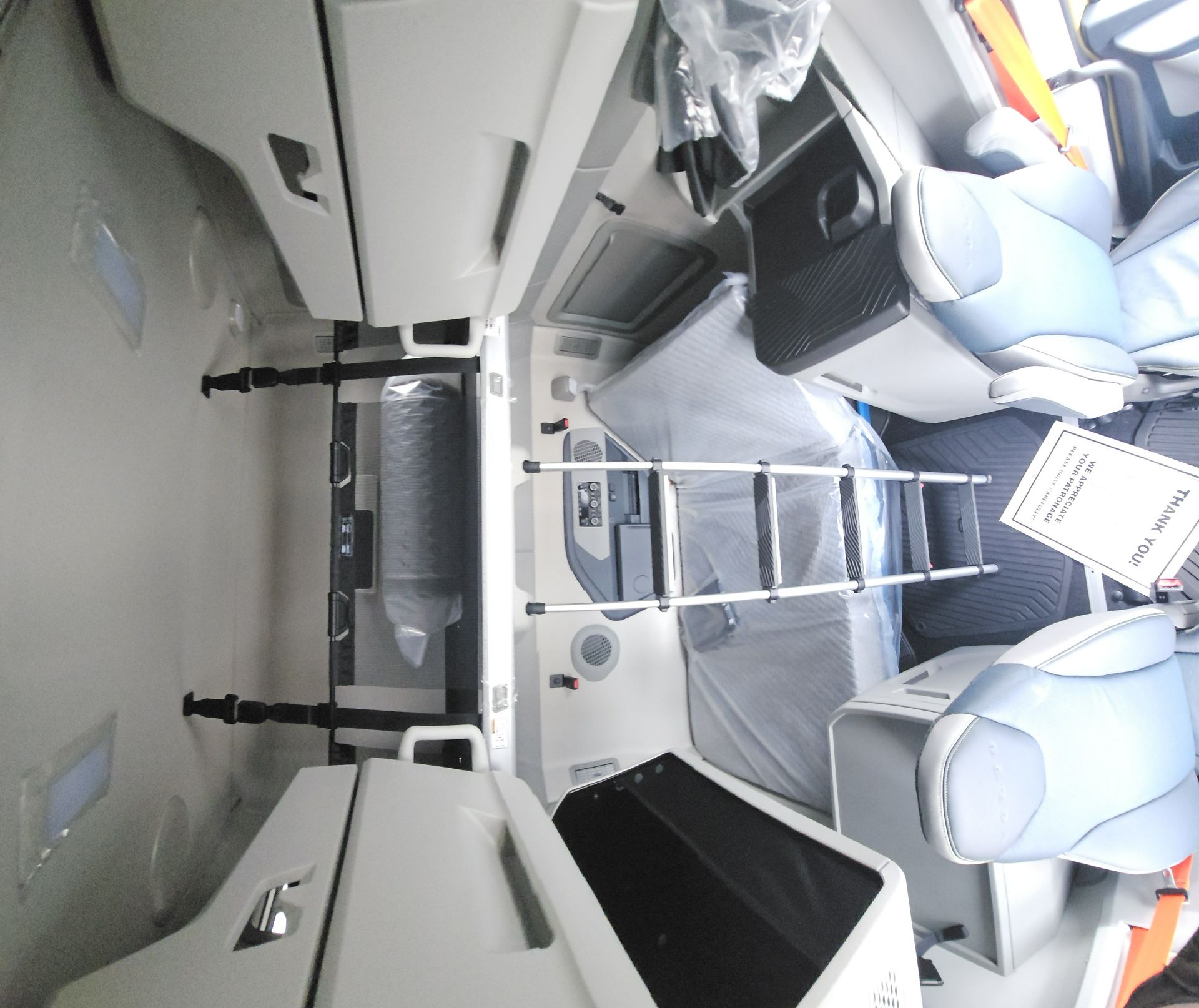 2026 Volvo - image 14