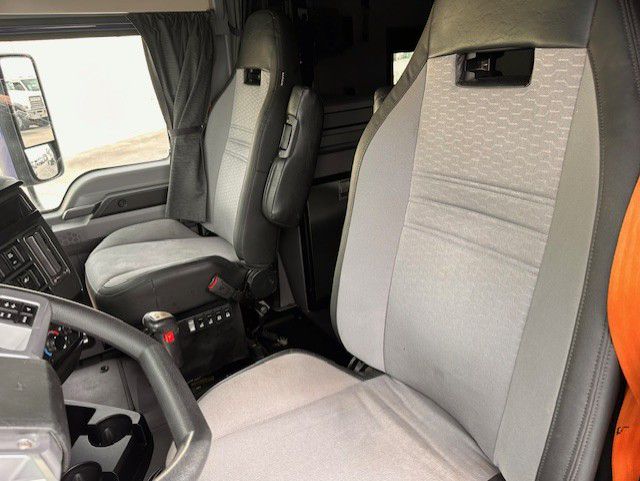 2024 Mack - image 11