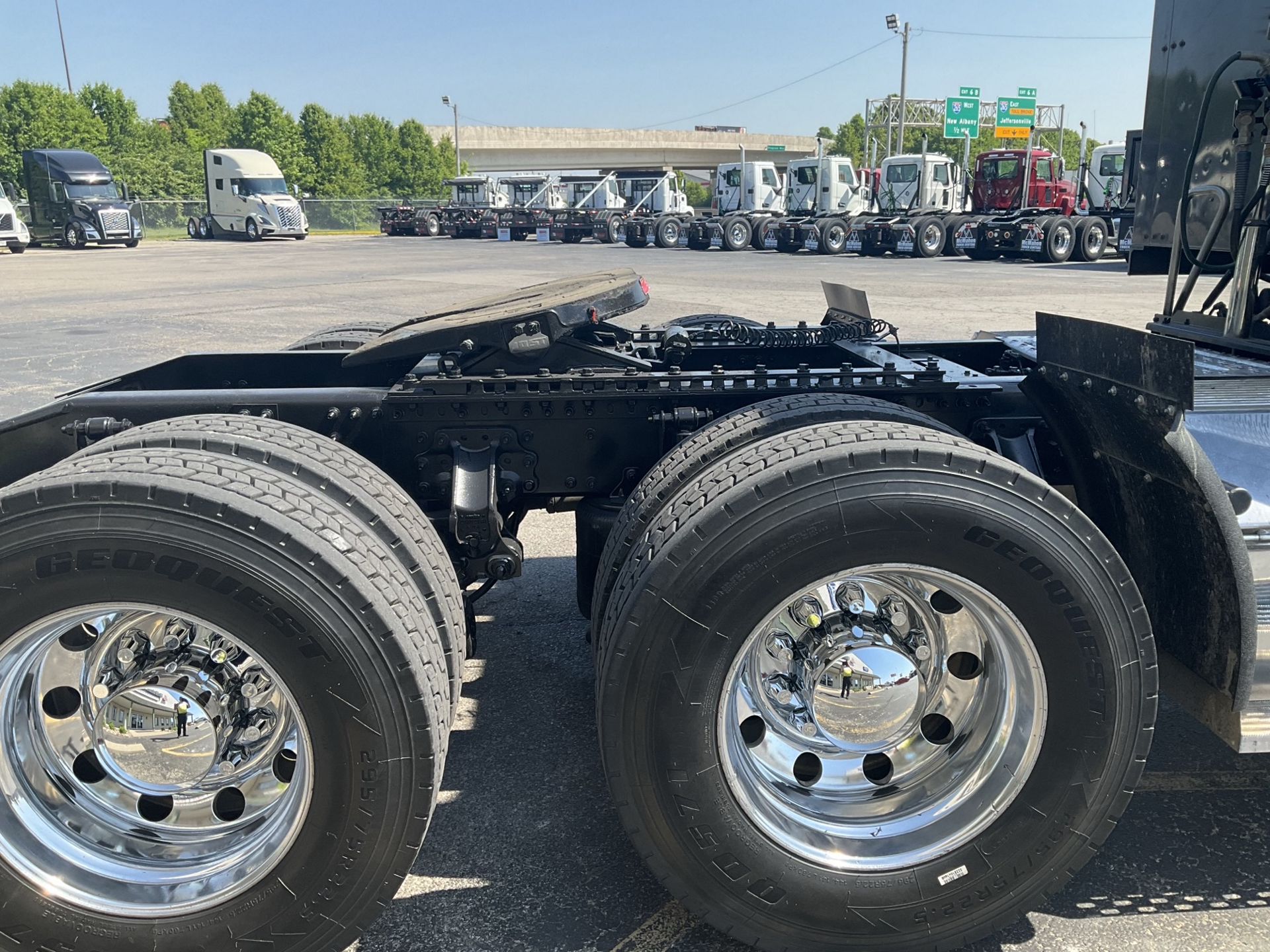 2020 Mack Anthem in Clarksville, IN — photo 18