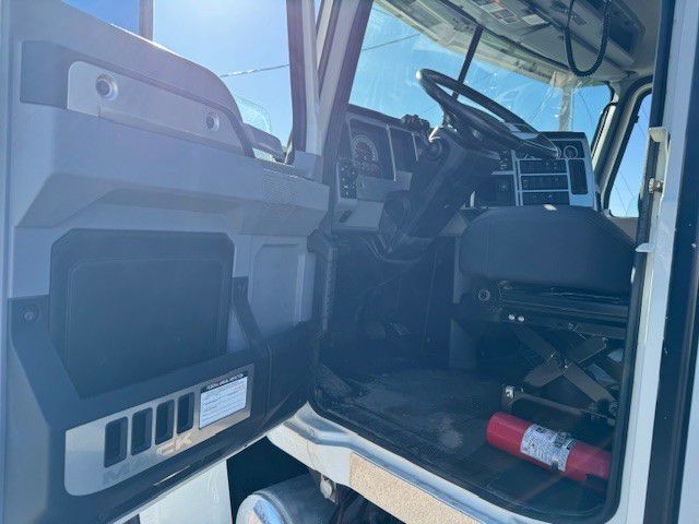2021 Mack - image 11