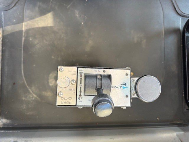 2021 Mack - image 17