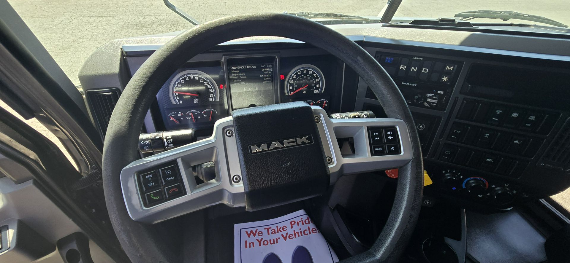 2020 Mack Anthem - image 29