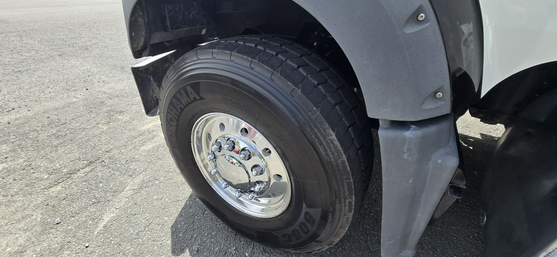 2024 Mack Granite - image 3