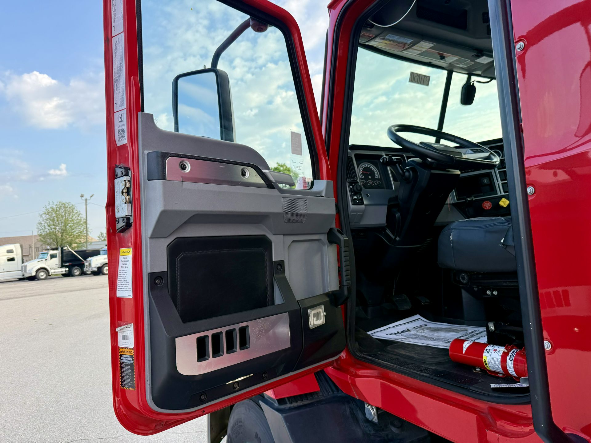 2020 Mack - image 15