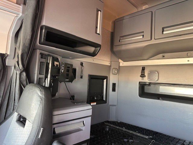 2024 Mack - image 11