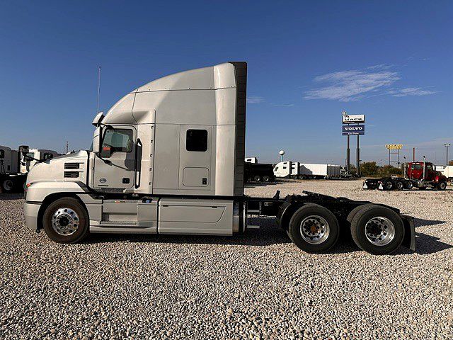 2024 Mack Anthem in London, OH — photo 7