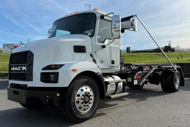 2027 Mack - image 1