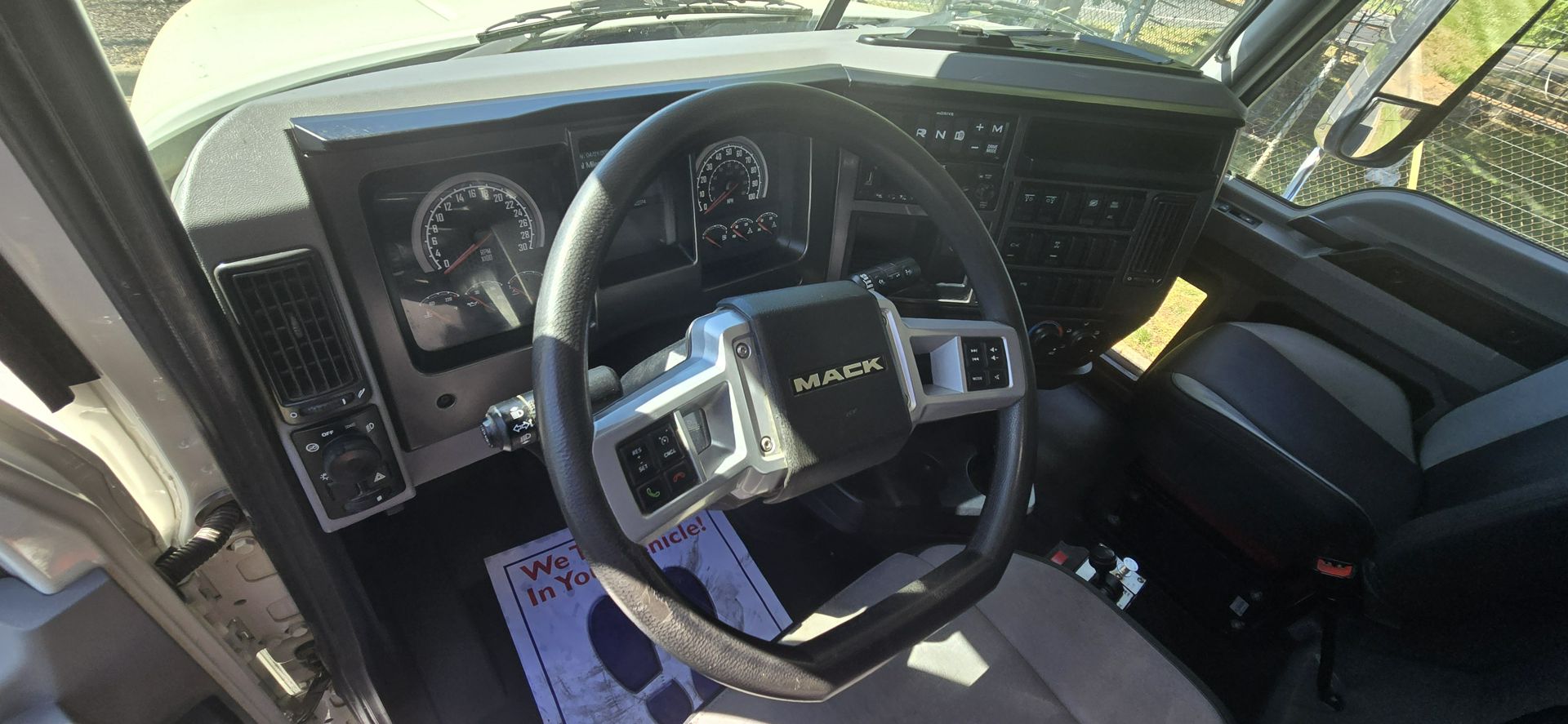 2024 Mack Granite - image 27