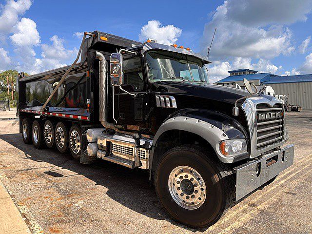 2024 Mack Granite in London, OH — photo 3