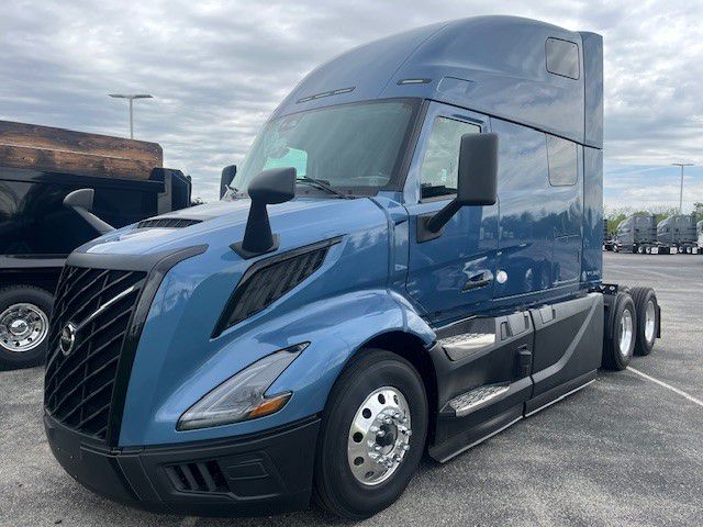 2027 Volvo VNL64T860