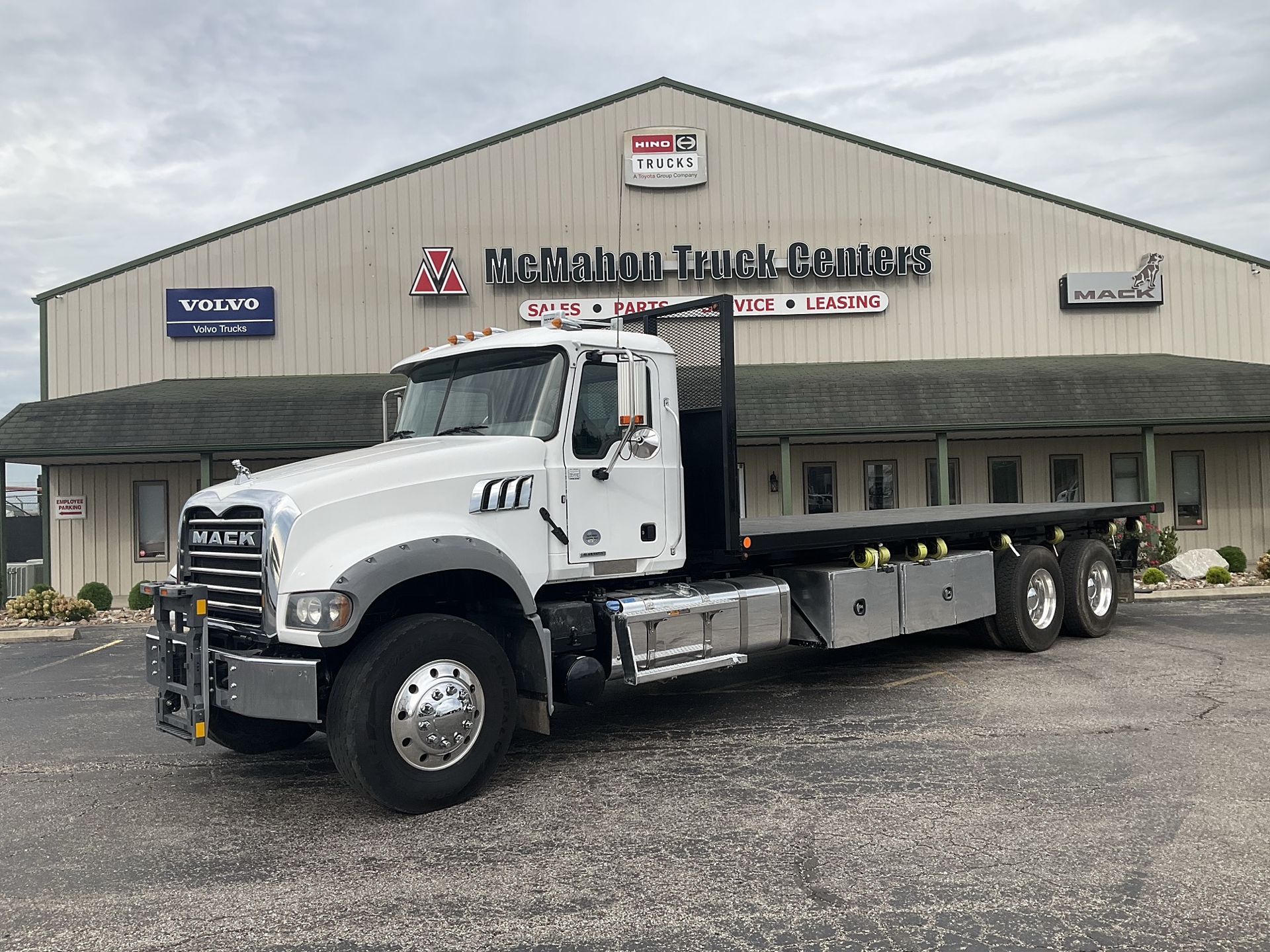 2020 Mack Granite in Clarksville, IN