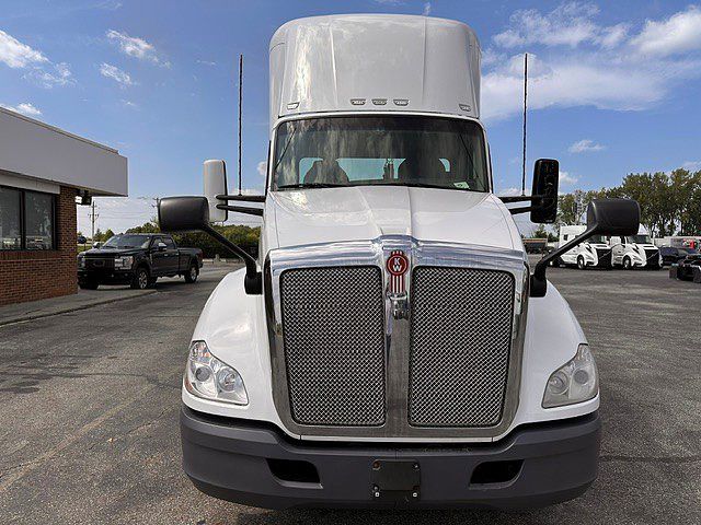 2020 Kenworth T680 in London, OH — photo 2