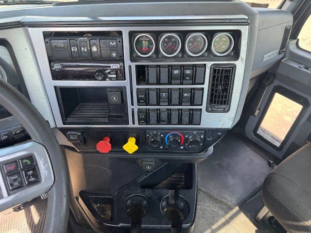 2020 Mack - image 6