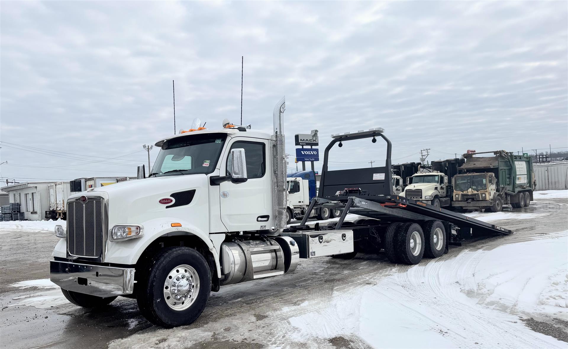 2025 Peterbilt 567 - image 18