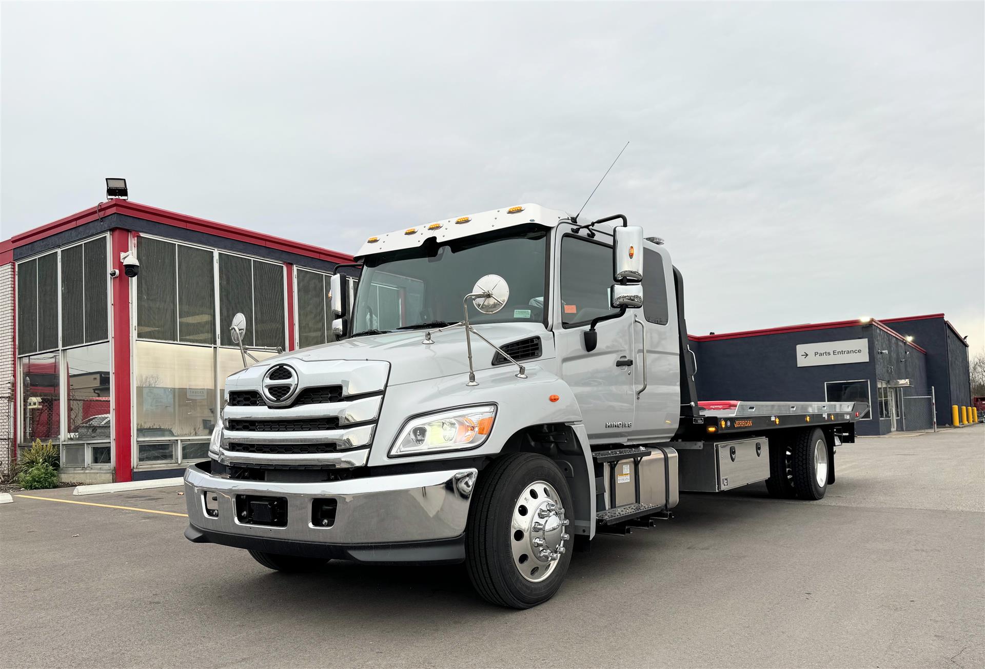 2025 Hino L6-25,950 Ext