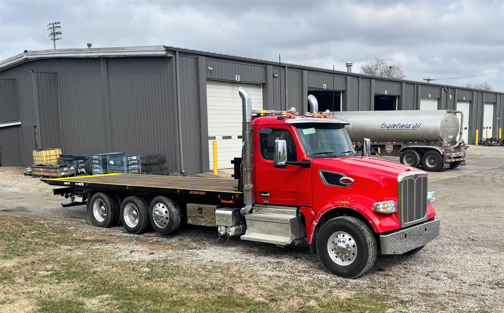 2026 Peterbilt 567 - image 3