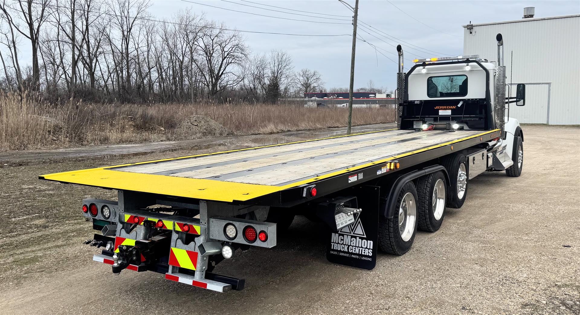 2025 Kenworth T880 - image 9