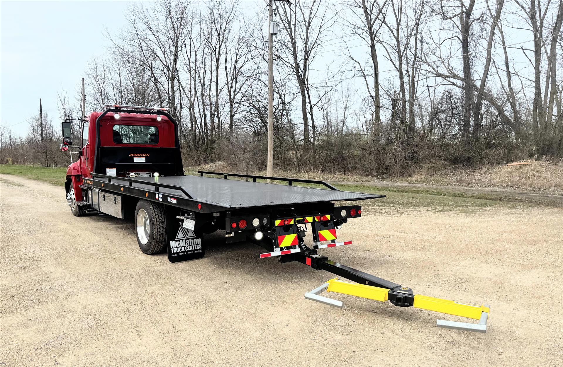 2025 Hino - image 11