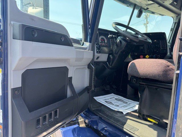 2024 Mack Anthem - image 11