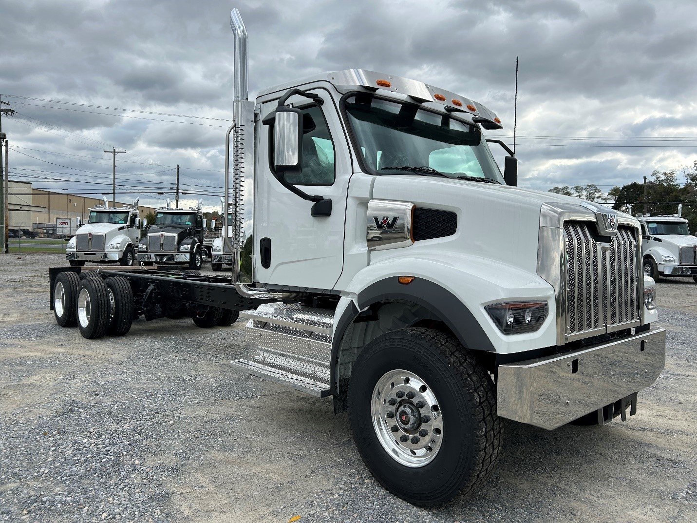 2027 Western Star 47X - image 2