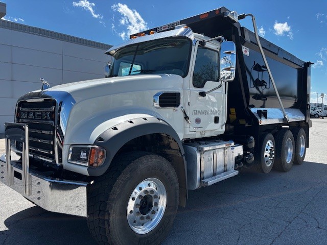 2025 Mack Granite GR64F