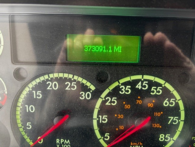2020 Freightliner Cascadia in Indianapolis, IN — photo 15