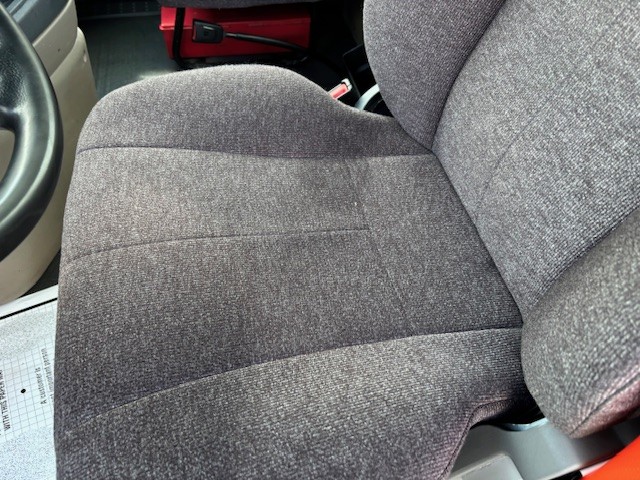 2020 Freightliner Cascadia in Indianapolis, IN — photo 12