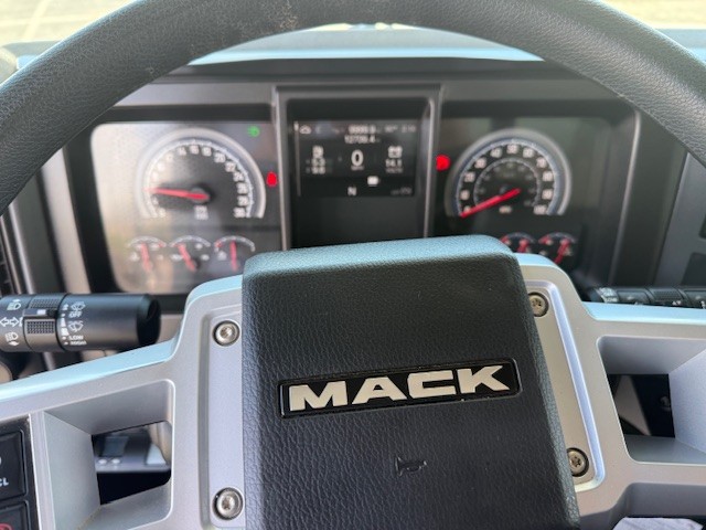 2025 Mack Granite in Indianapolis, IN — photo 4