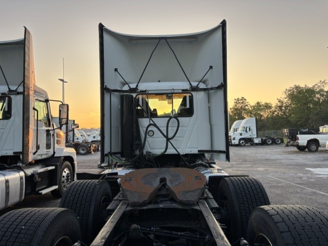 2023 Mack Anthem in Clarksville, IN — photo 2