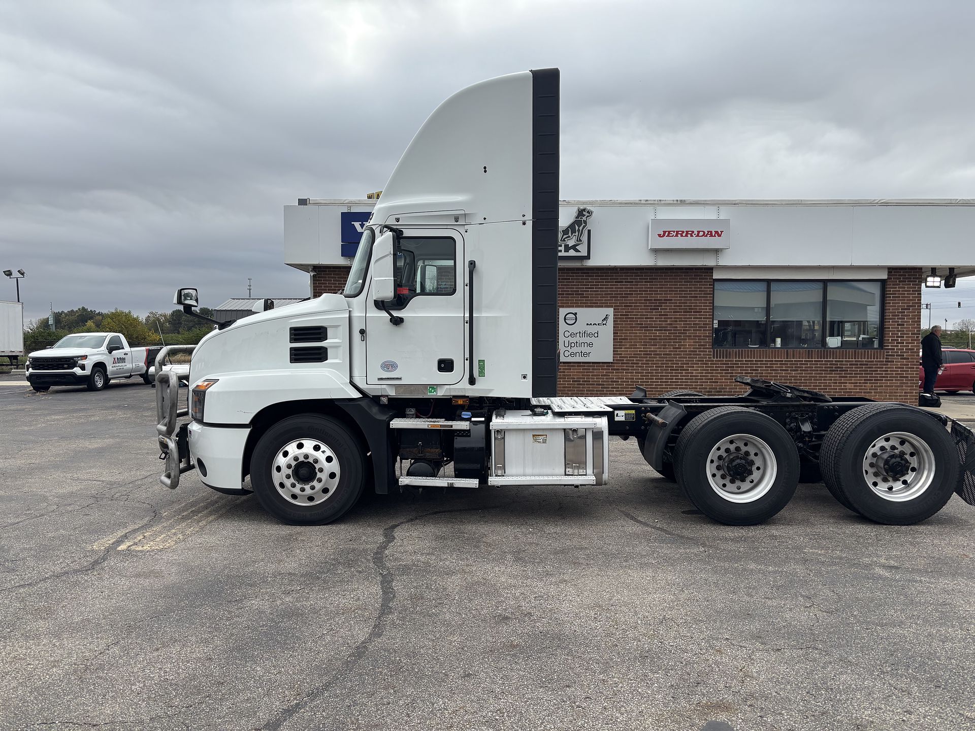 2022 Mack Anthem in London, OH — photo 8