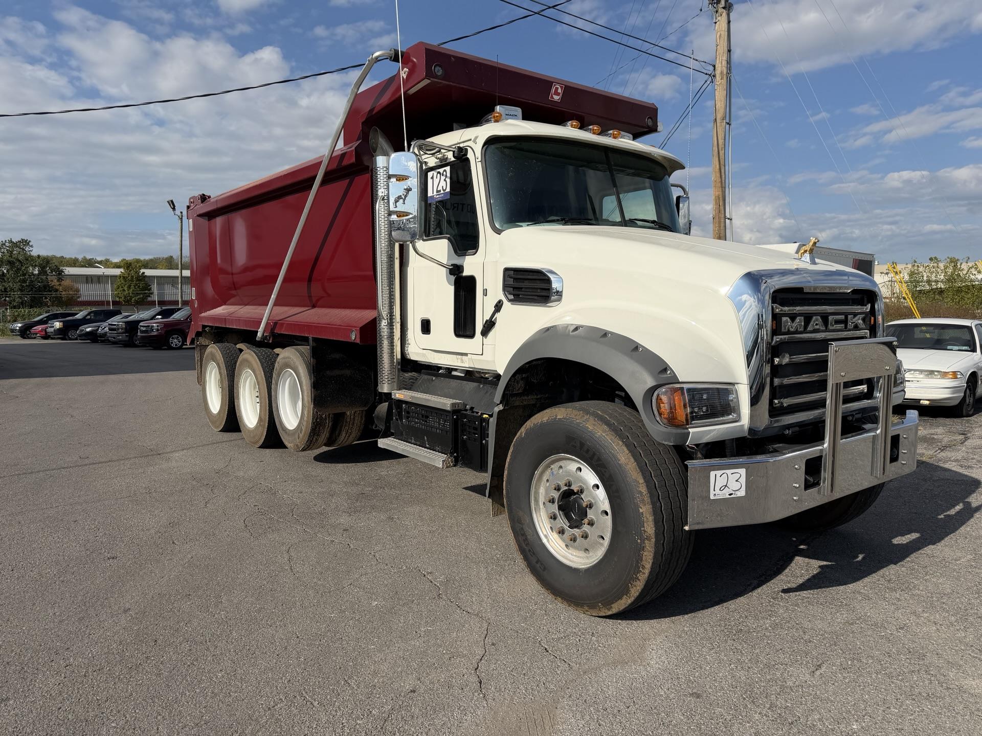 2026 Mack in La Vergne, TN — photo 4