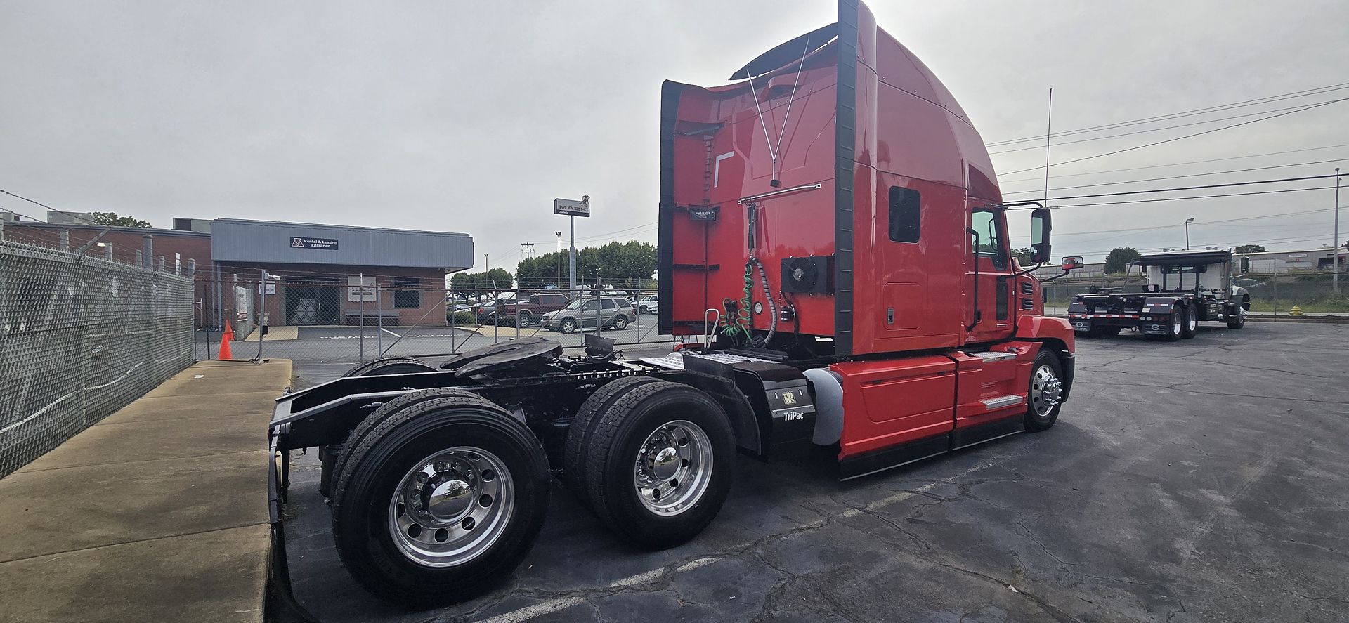 2024 Mack Anthem in Charlotte, NC — photo 3