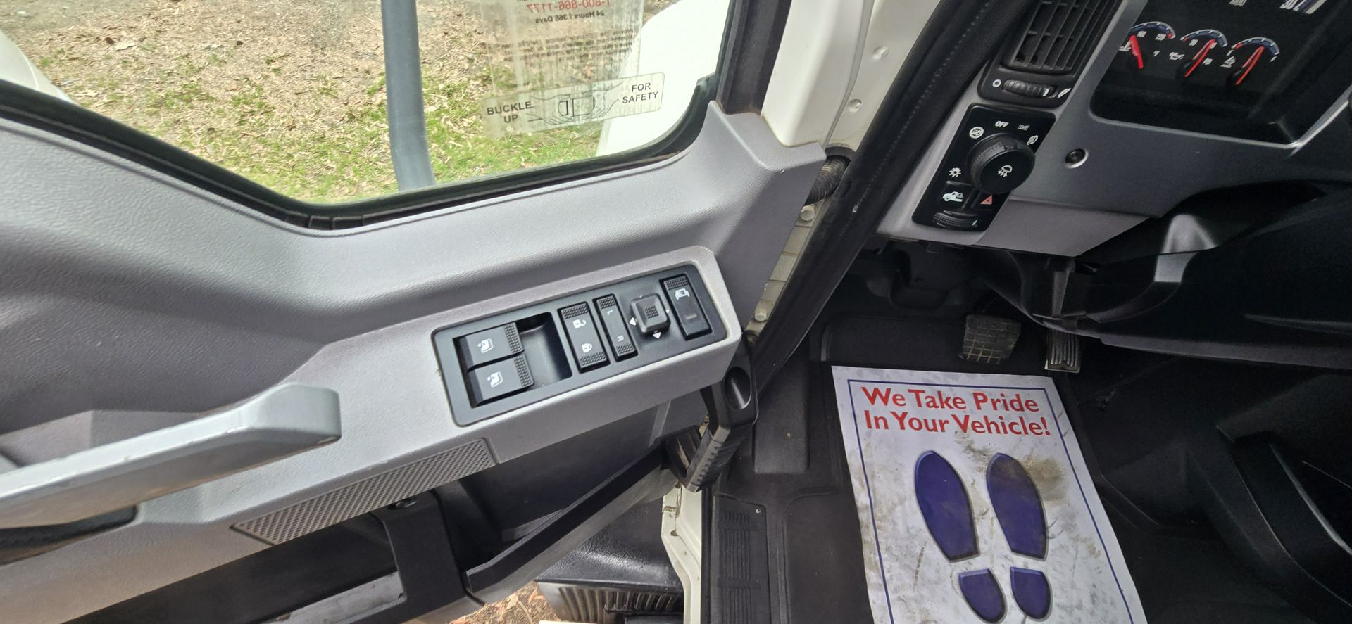 2021 Mack - image 20