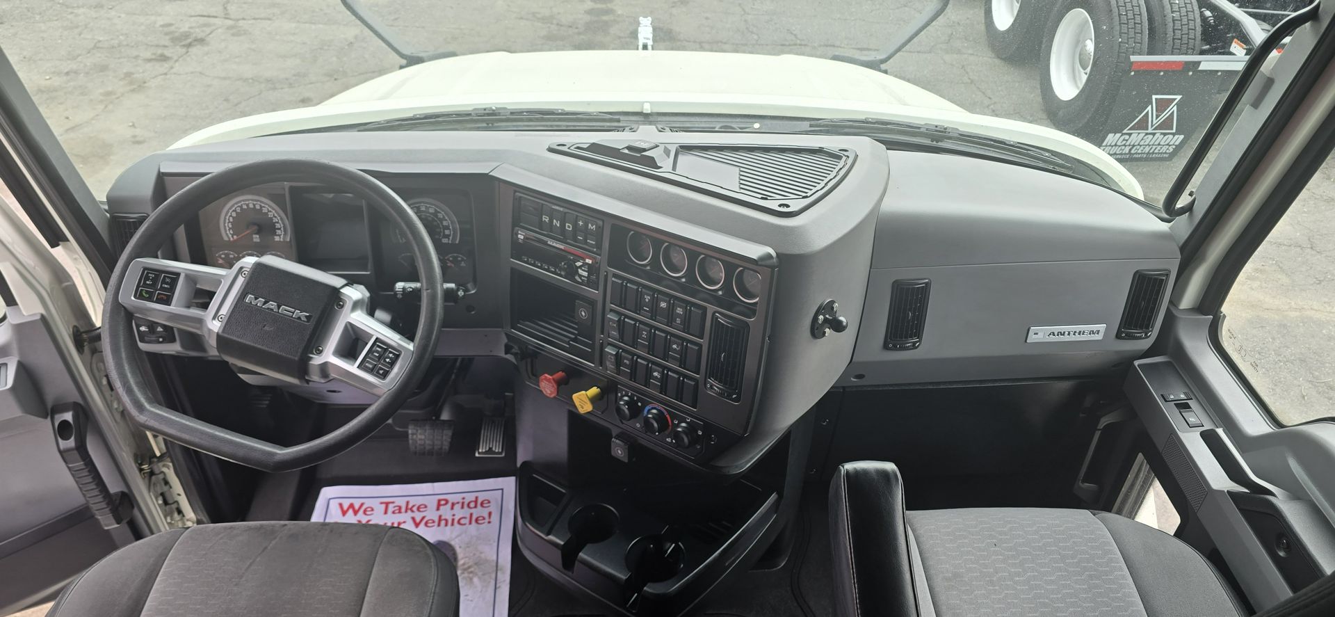 2020 Mack - image 32