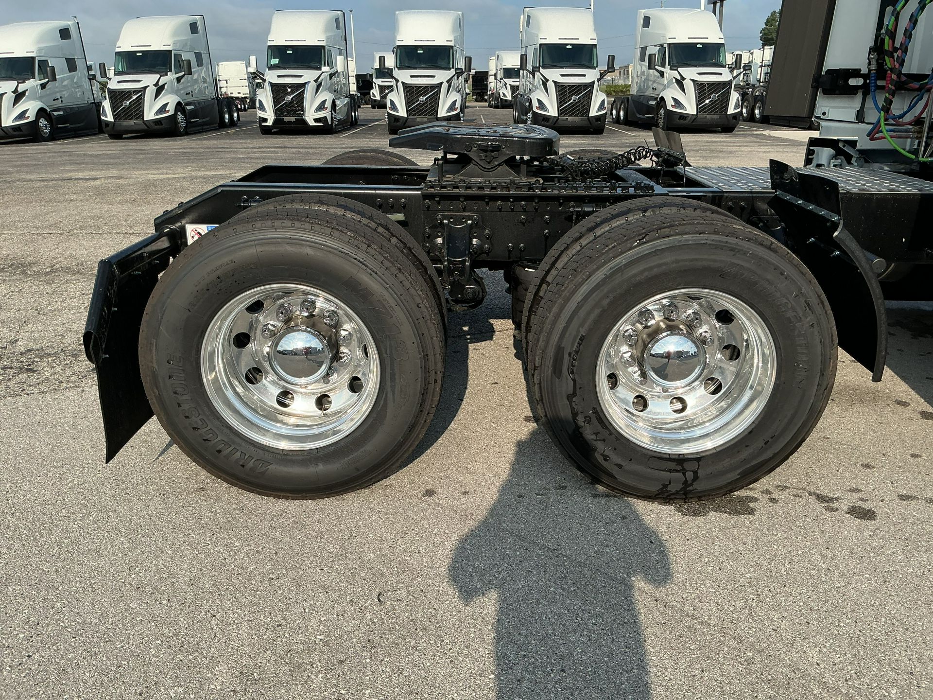 2026 Volvo - image 10