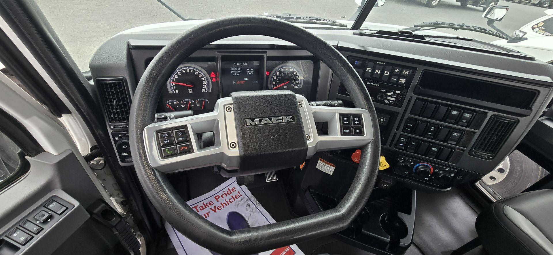 2022 Mack - image 27