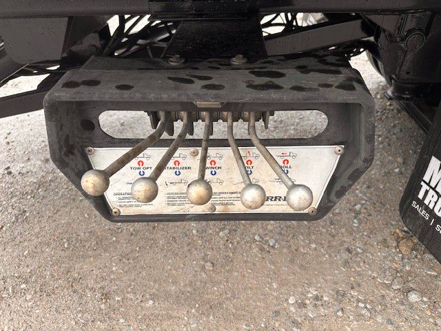 2018 Volvo - image 17