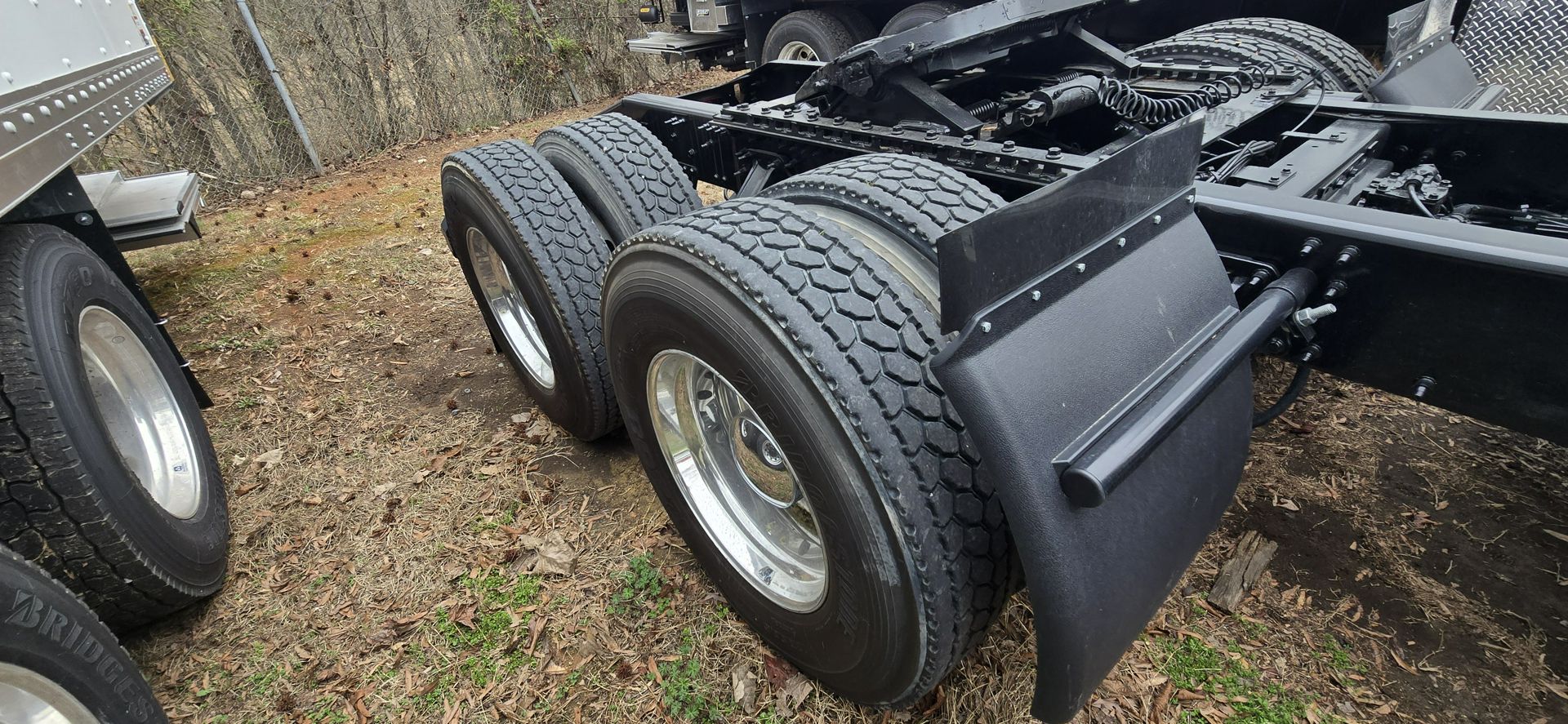 2021 Mack - image 11