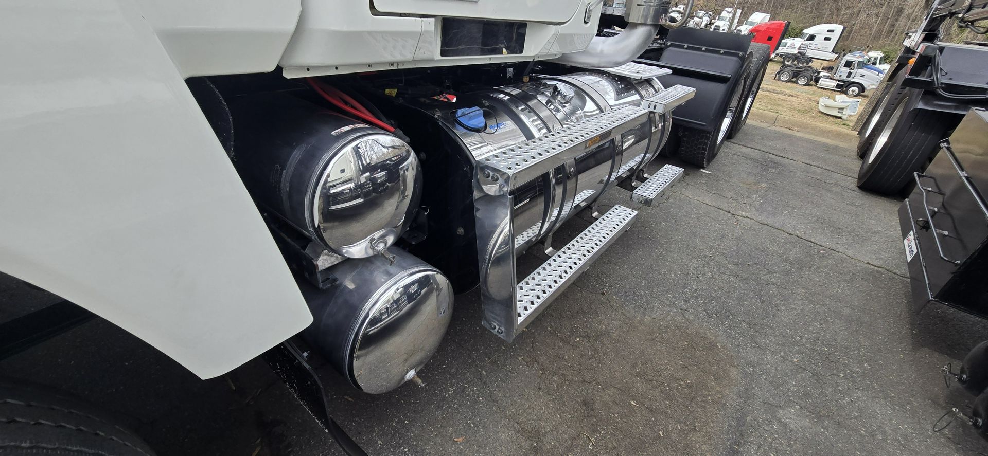 2021 Mack - image 14