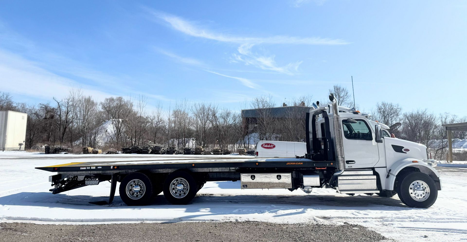 2025 Peterbilt 567 - image 4